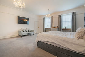 90 Southgate Eckington